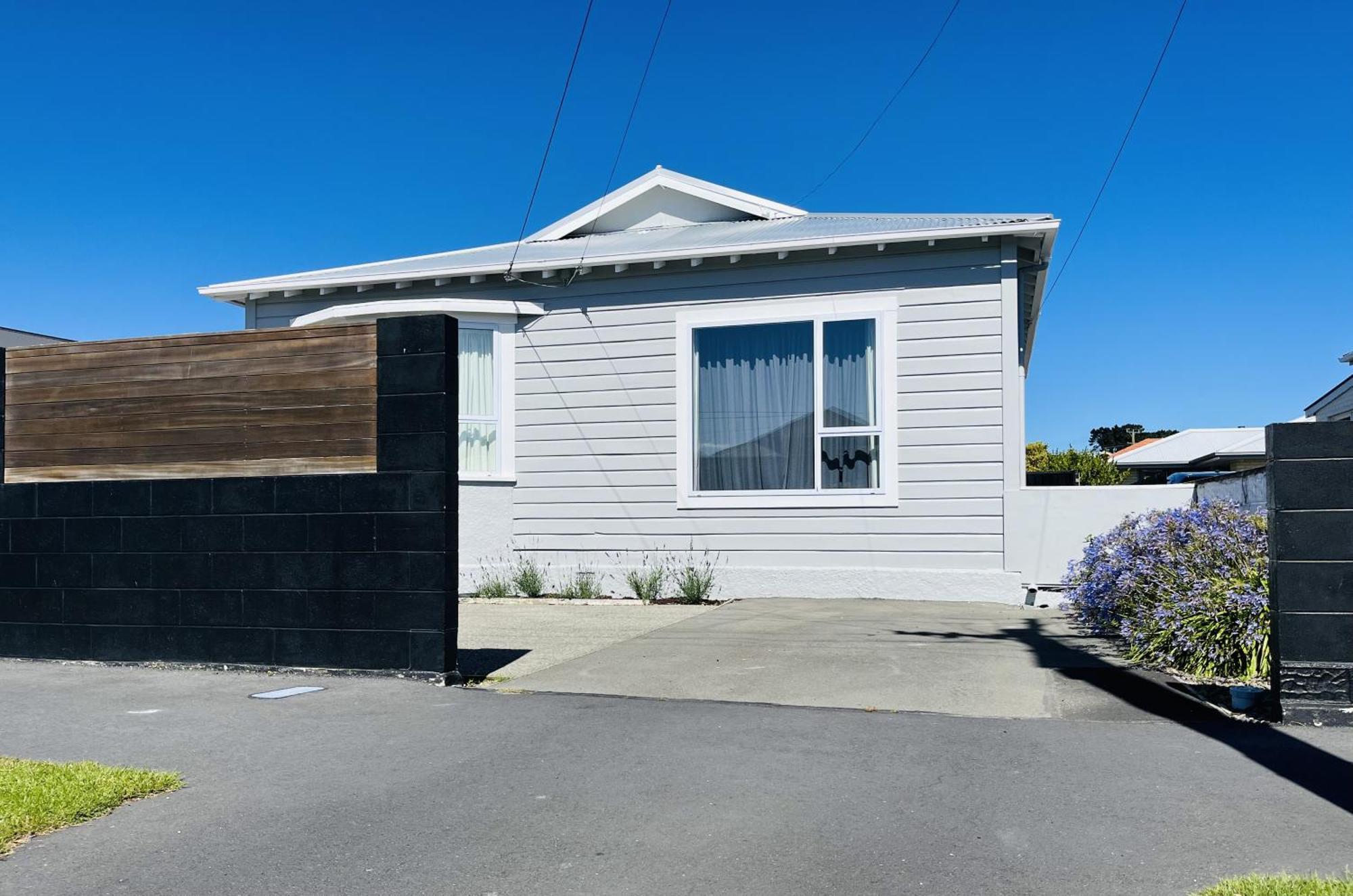 Holiday Home Close To Beach Private Parking Dunedin Eksteriør bilde